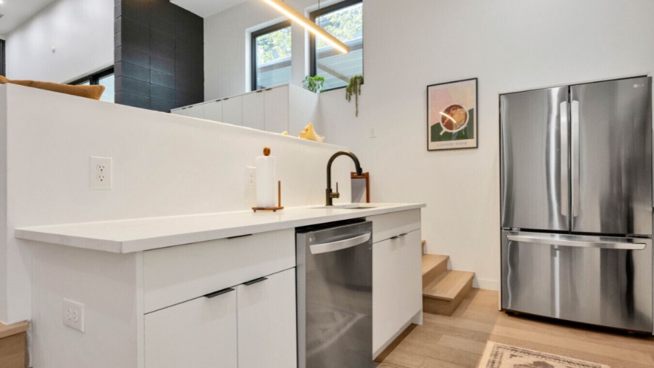 Photo of Kitchen in MLK