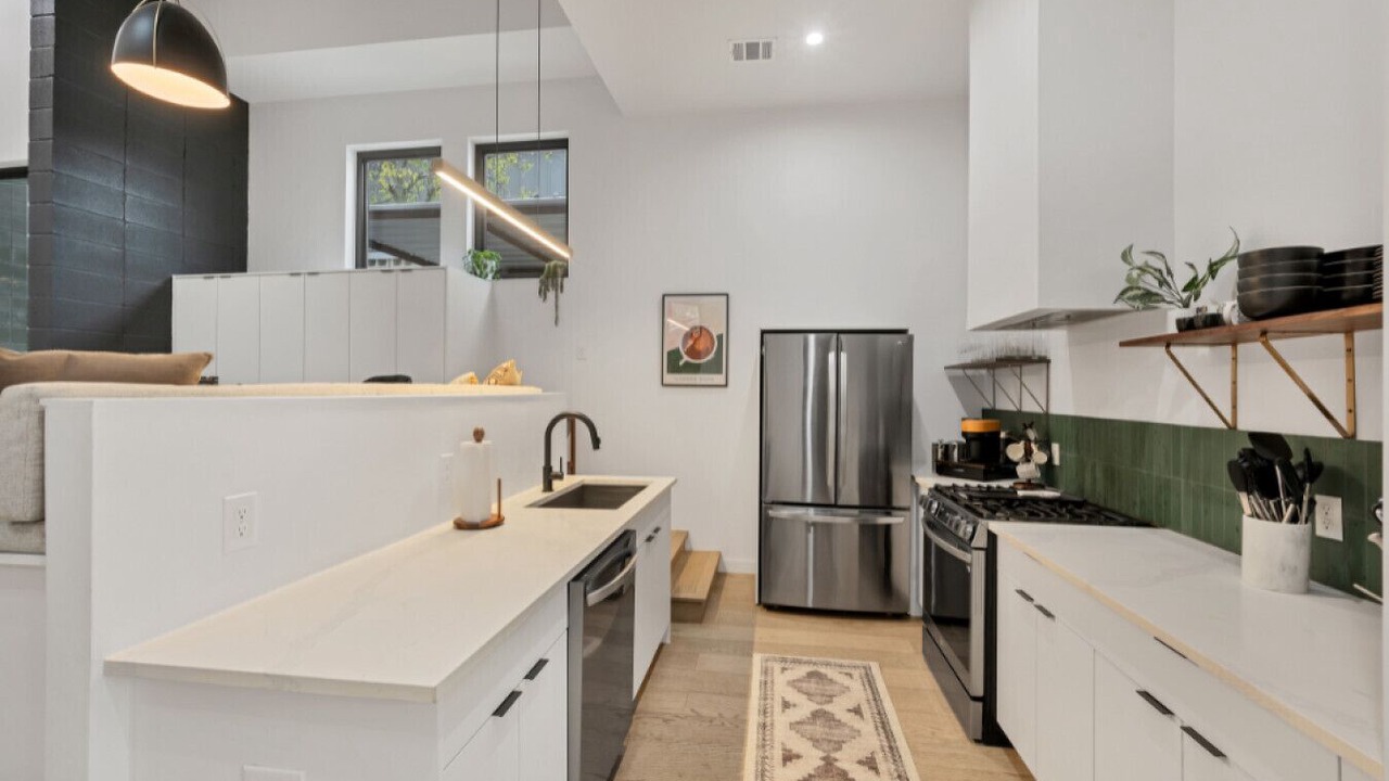 Photo of Kitchen in MLK