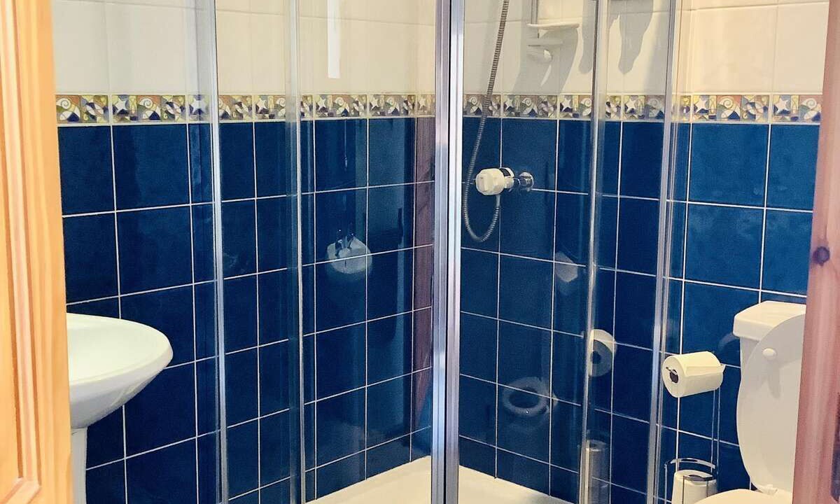 Photo of Bathroom in Hoy Island