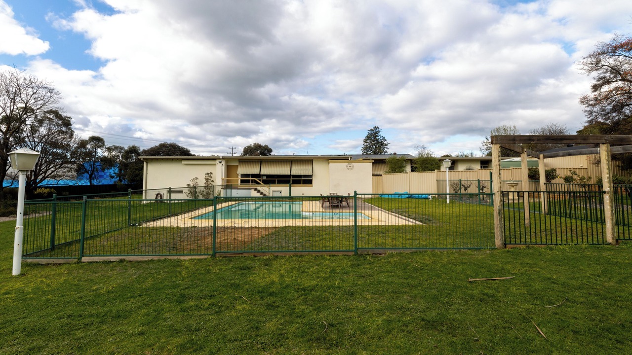 Photo of Outdoor in Golden Square