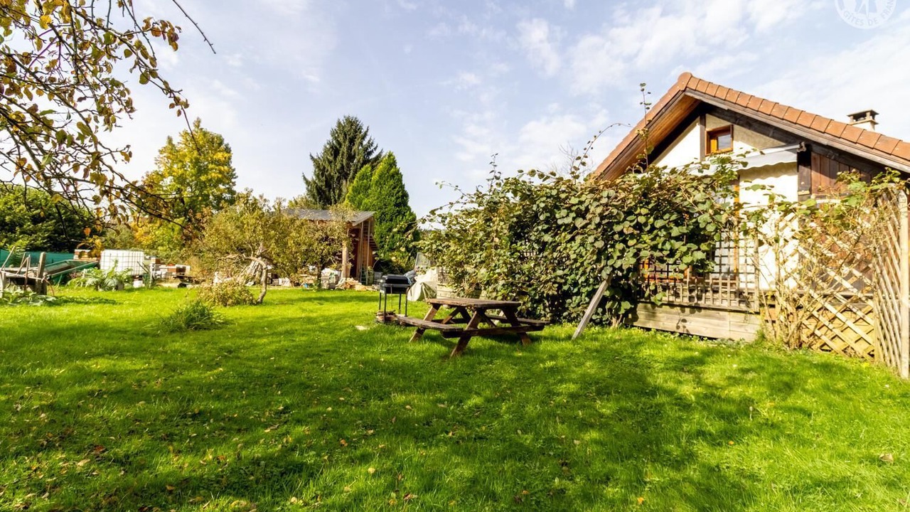 Photo of Outdoor in Saint-Christophe-la-Grotte