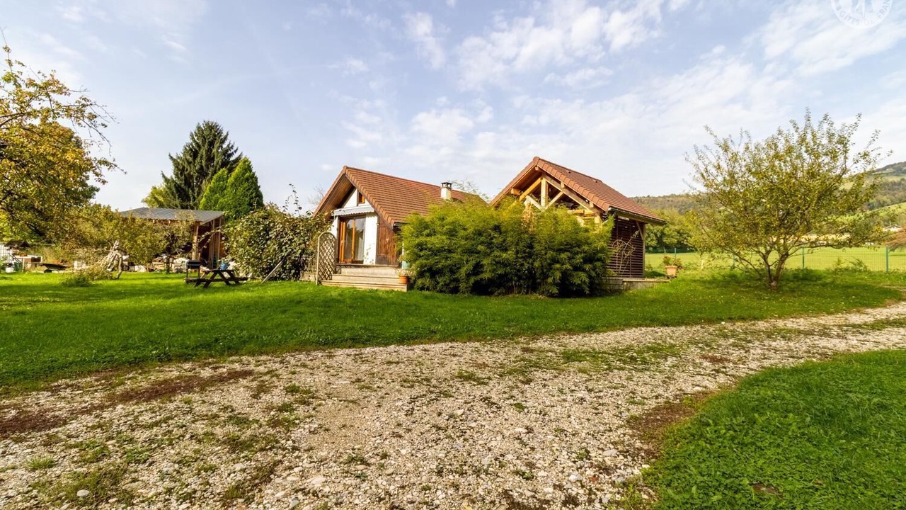 Photo of Outdoor in Saint-Christophe-la-Grotte