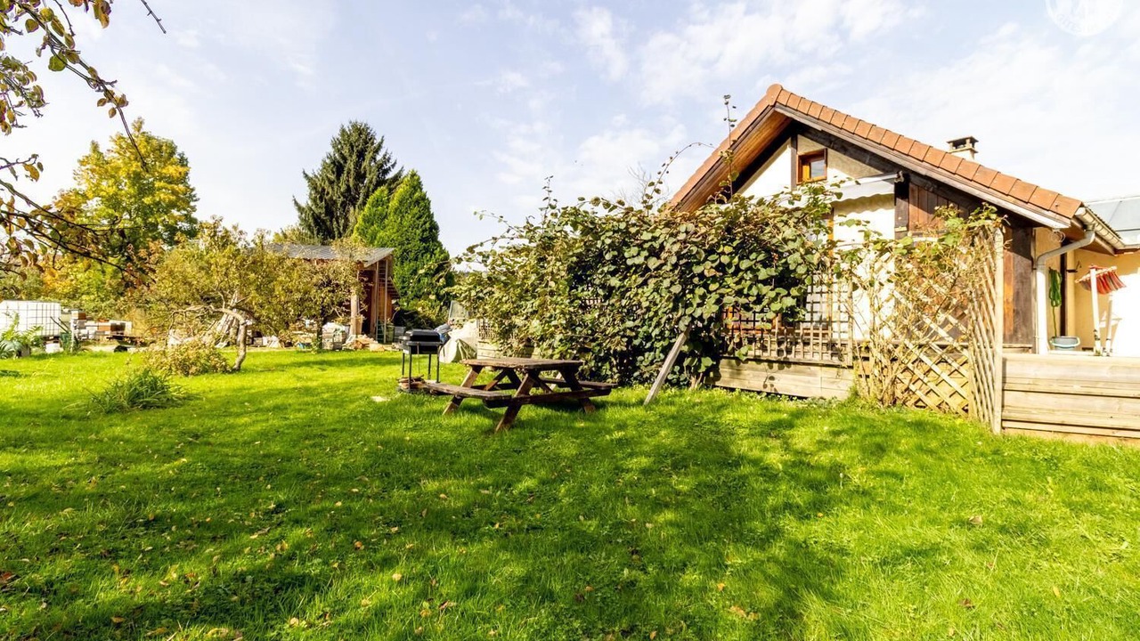 Photo of Outdoor in Saint-Christophe-la-Grotte