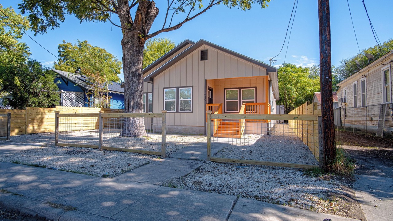 Photo of Outdoor in Denver Heights