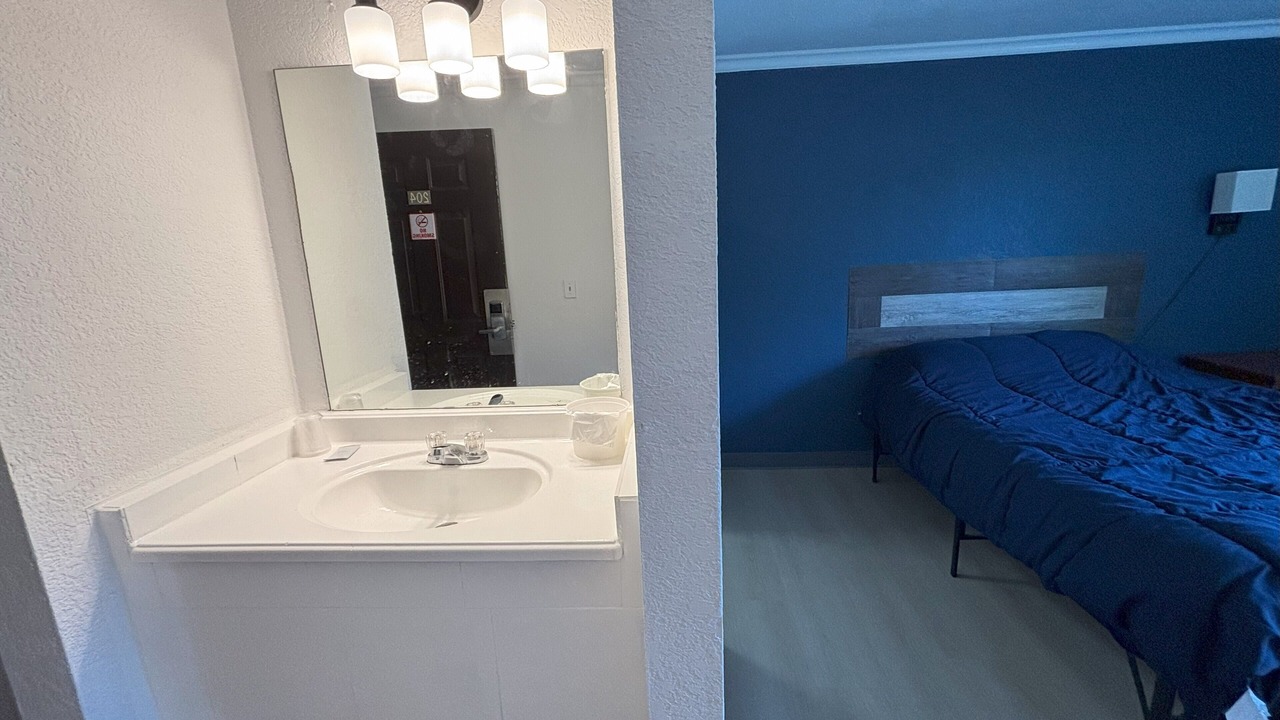 Photo of Bedroom in Tukwila
