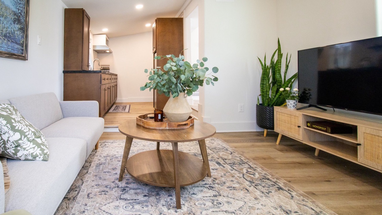 Photo of Livingroom in Northside