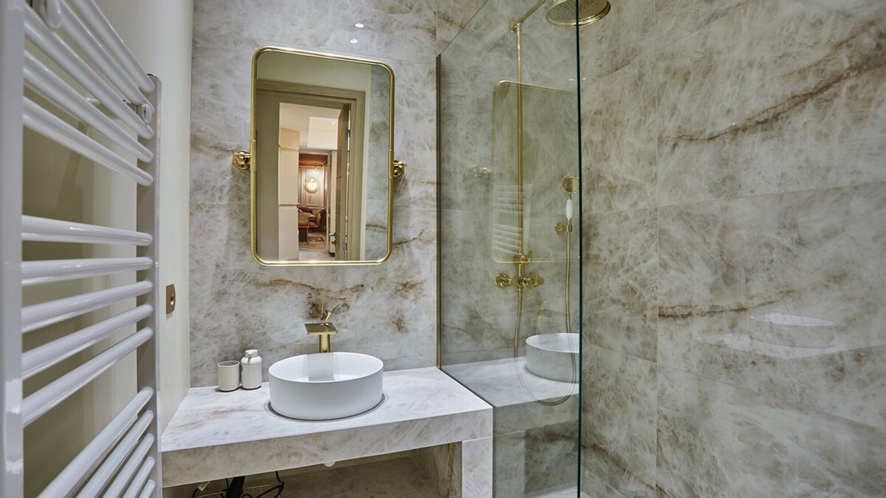 Photo of Bathroom in Arts-et-Metiers