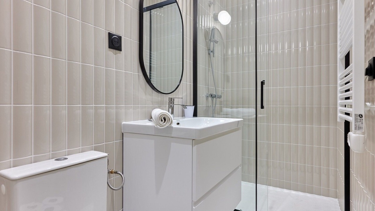 Photo of Bathroom in Batignolles