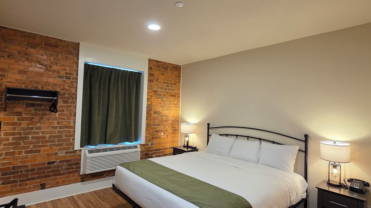 Photo of Bedroom in Downtown