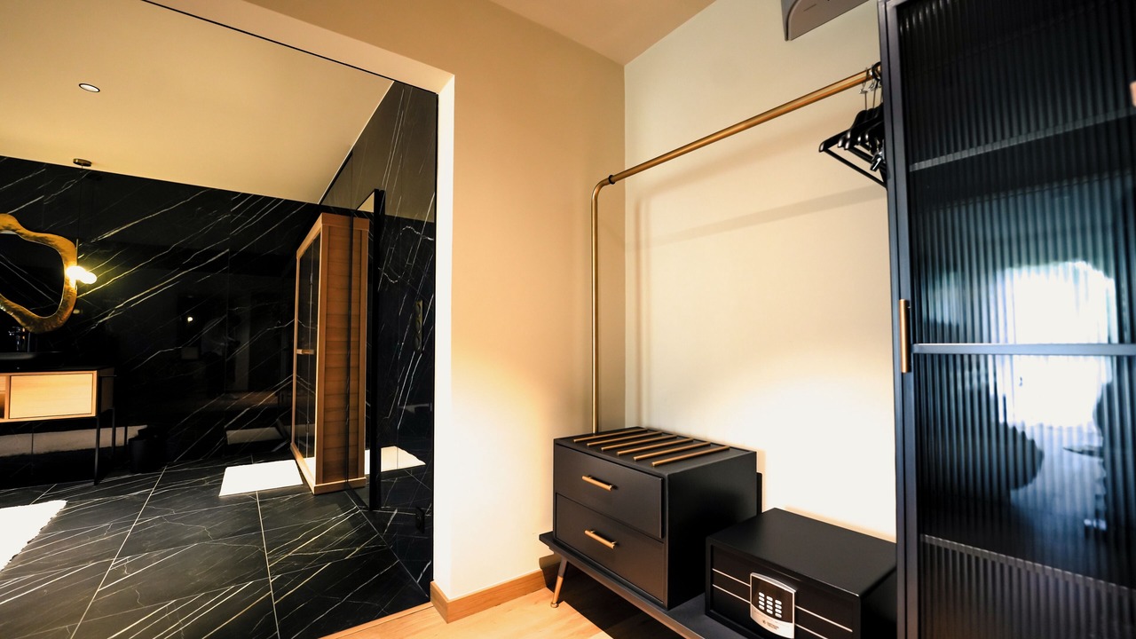 Photo of Bedroom in Le Vaudreuil