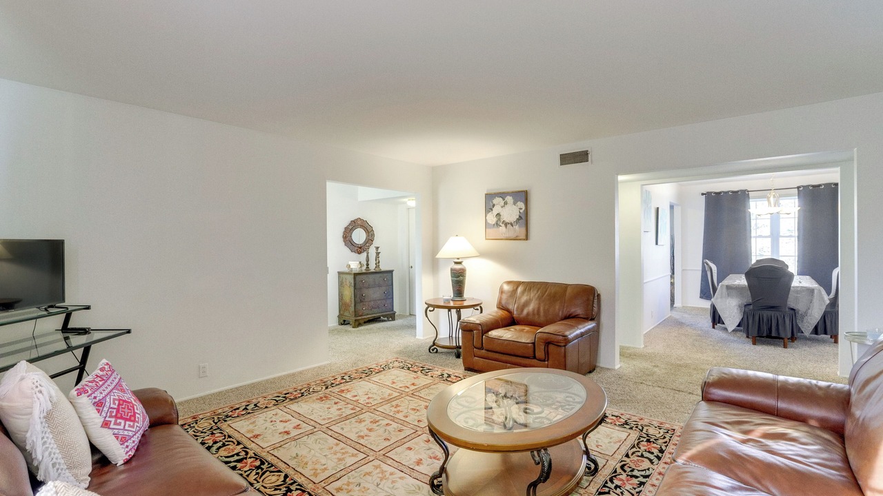 Photo of Livingroom in Ballwin