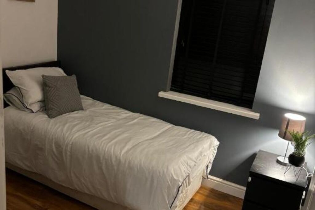 Photo of Others in Beckton