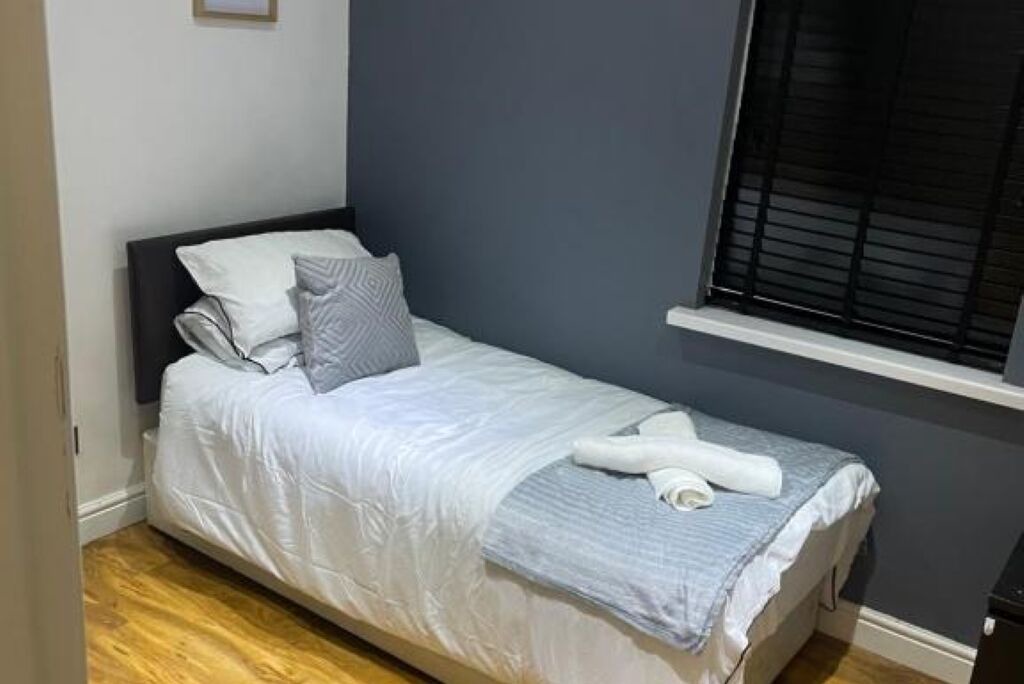 Photo of Others in Beckton