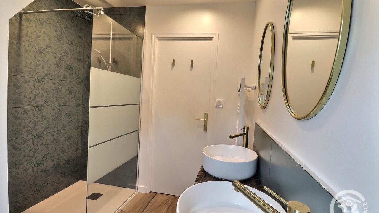 Photo of Others in Livre-sur-Changeon