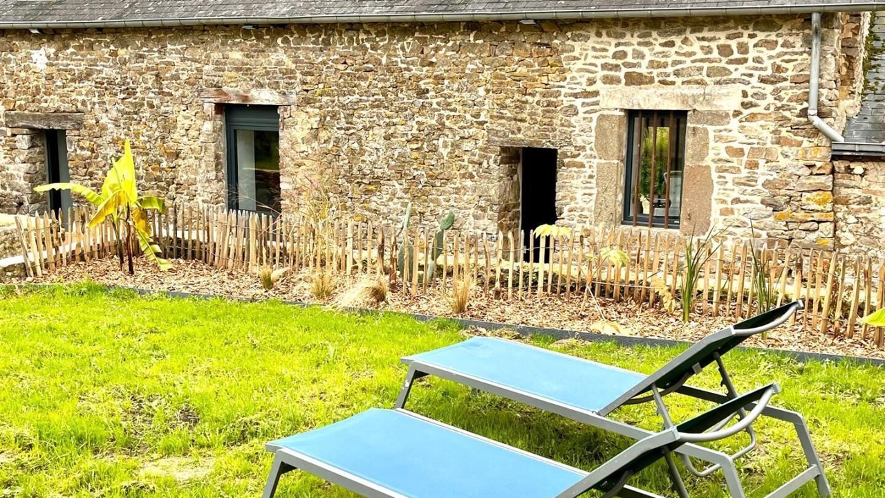 Photo of Outdoor in Livre-sur-Changeon