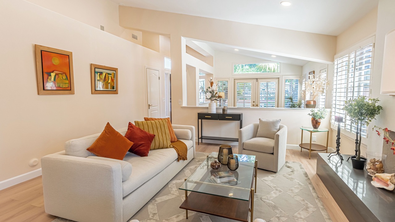 Photo of Livingroom in Huntington Beach