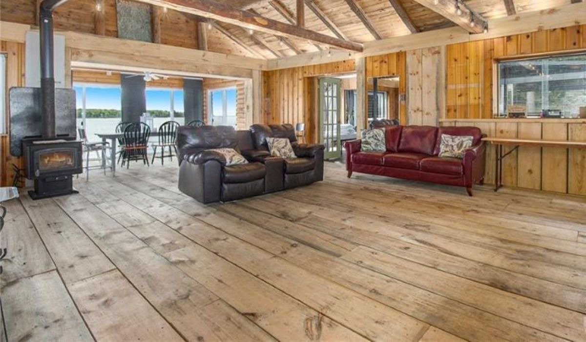 Photo of Livingroom in Lanark Highlands