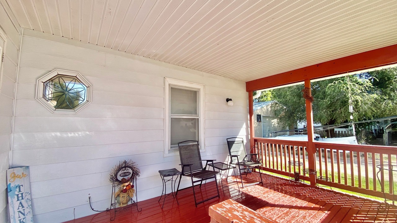 Photo of Patio Balcony in Hitchcock County