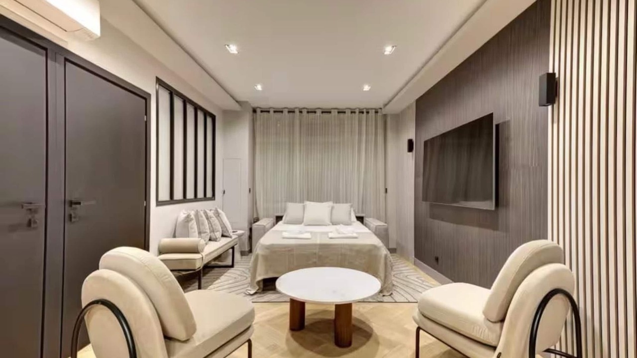 Photo of Others in Saint-Merri