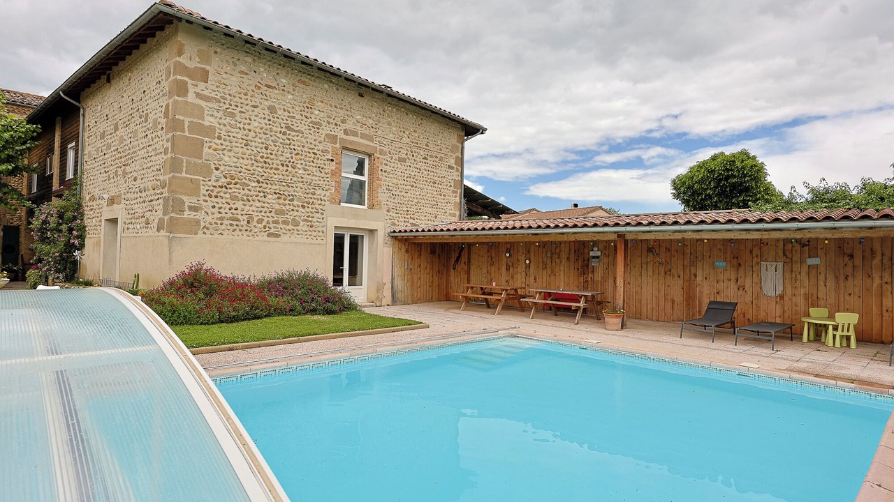 Photo of Outdoor in Chanos-Curson