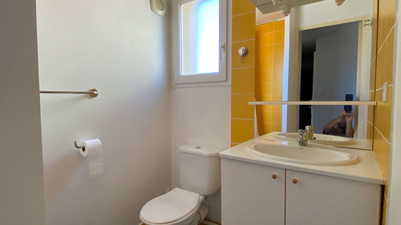 Photo of Bathroom in Loudervielle