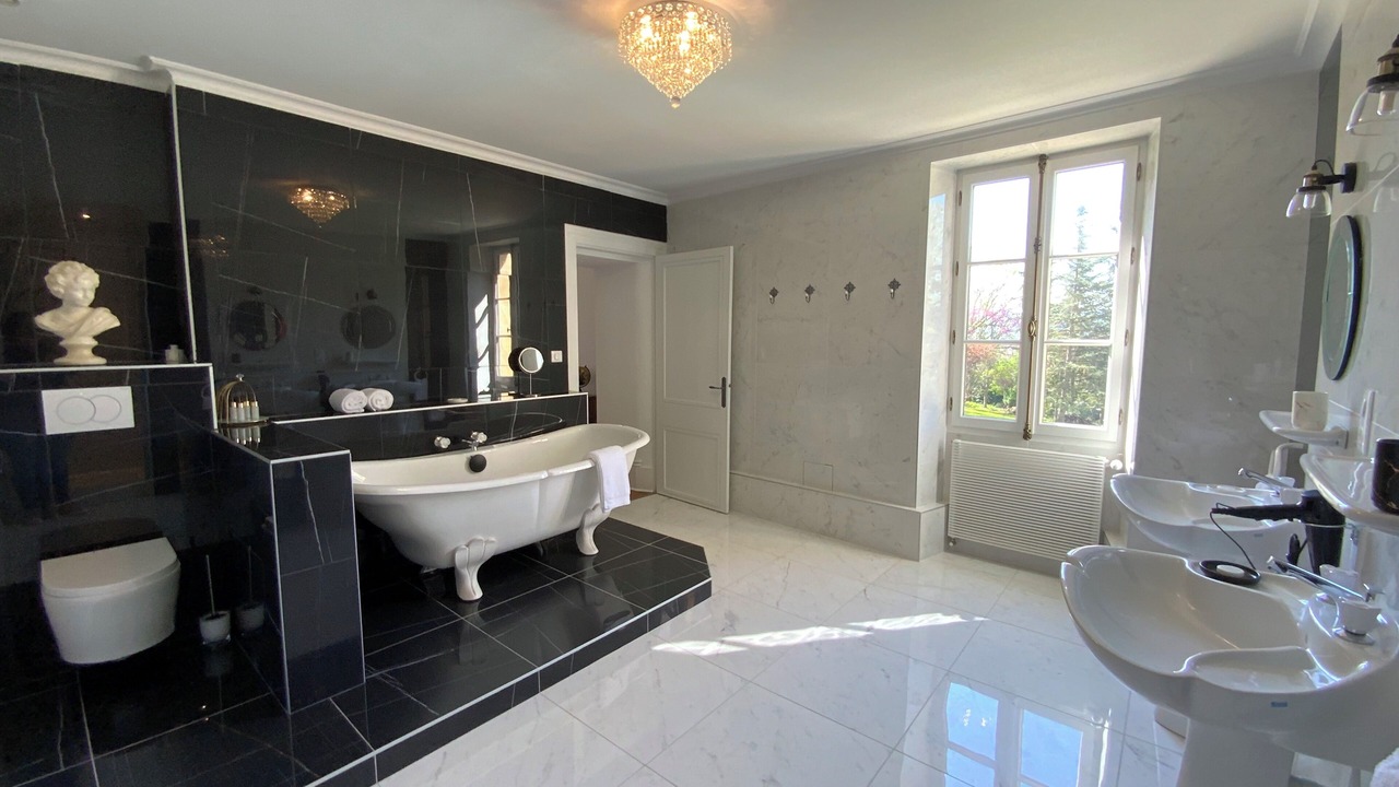 Photo of Bathroom in Castels