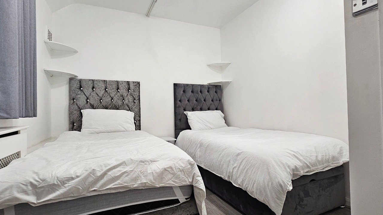 Photo of Others in Heath