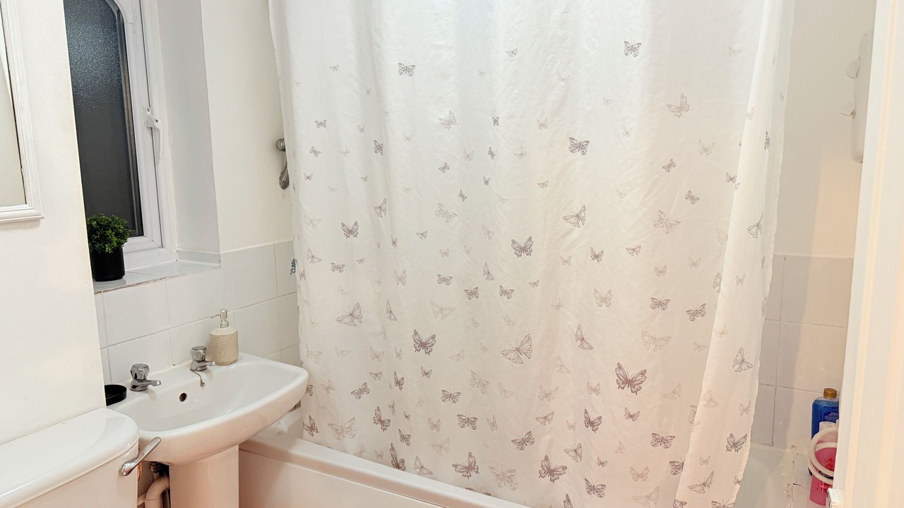 Photo of Others in Watford