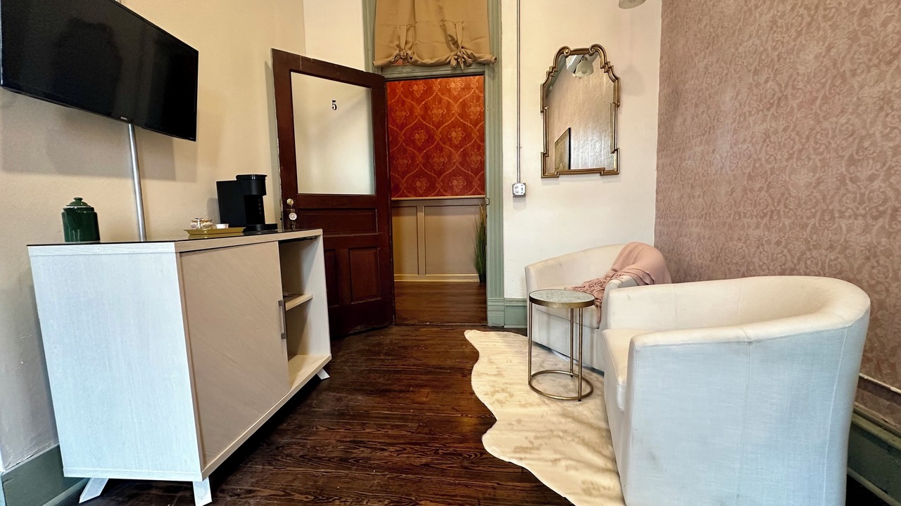 Photo of Bedroom in Okemah
