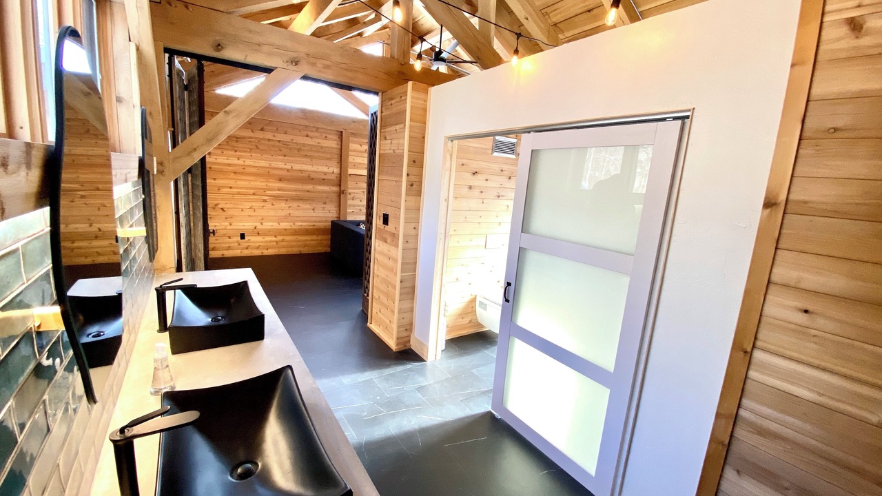Photo of Bathroom in Summersville