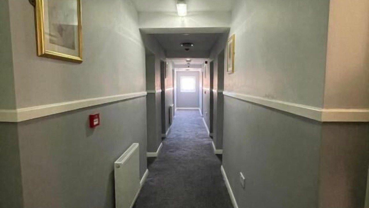 Photo of Others in Openshaw