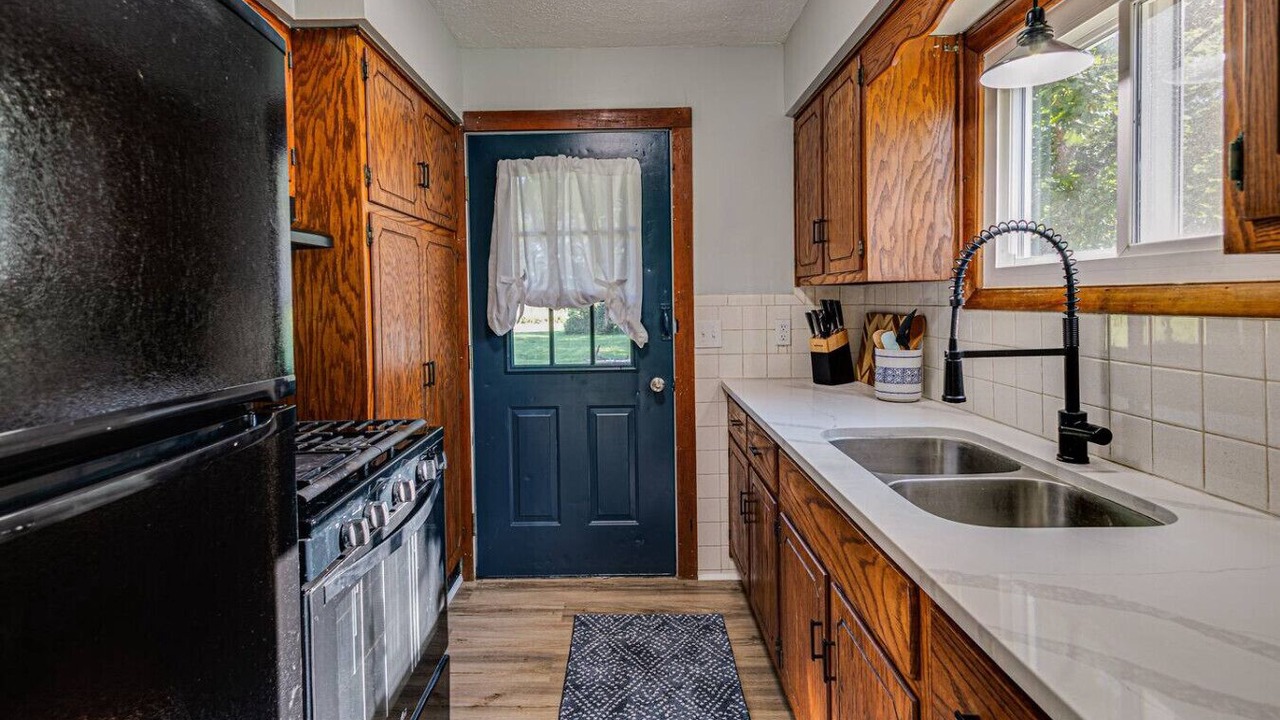 Photo of Kitchen in Maxwell