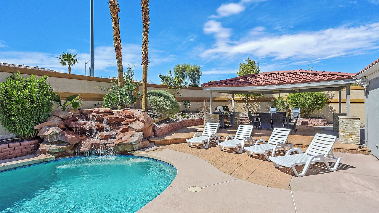 Photo of Outdoor in Spring Valley