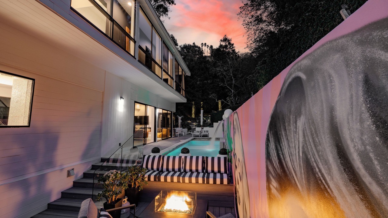 Photo of Outdoor in Beverly Glen