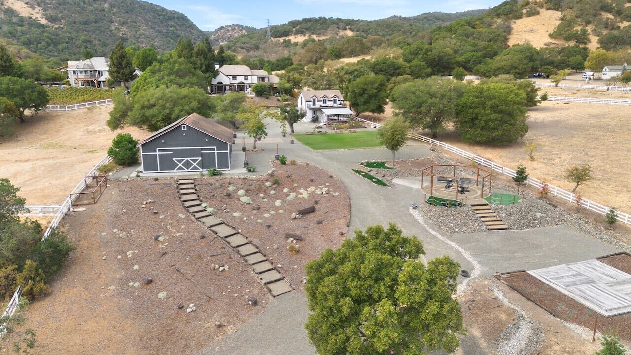 Photo of Outdoor in Green Valley