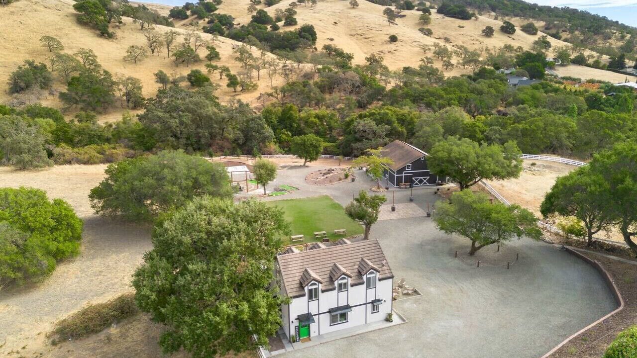 Photo of Outdoor in Green Valley