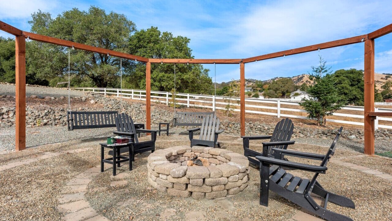 Photo of Outdoor in Green Valley