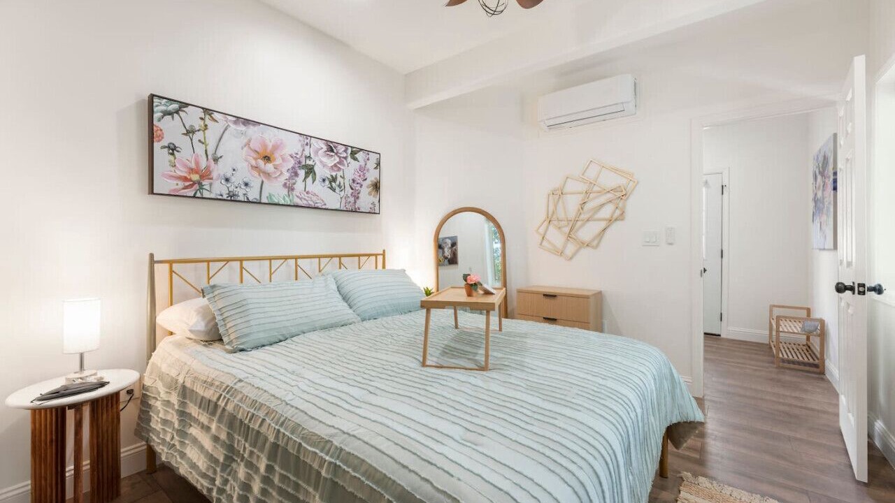 Photo of Others in Green Valley