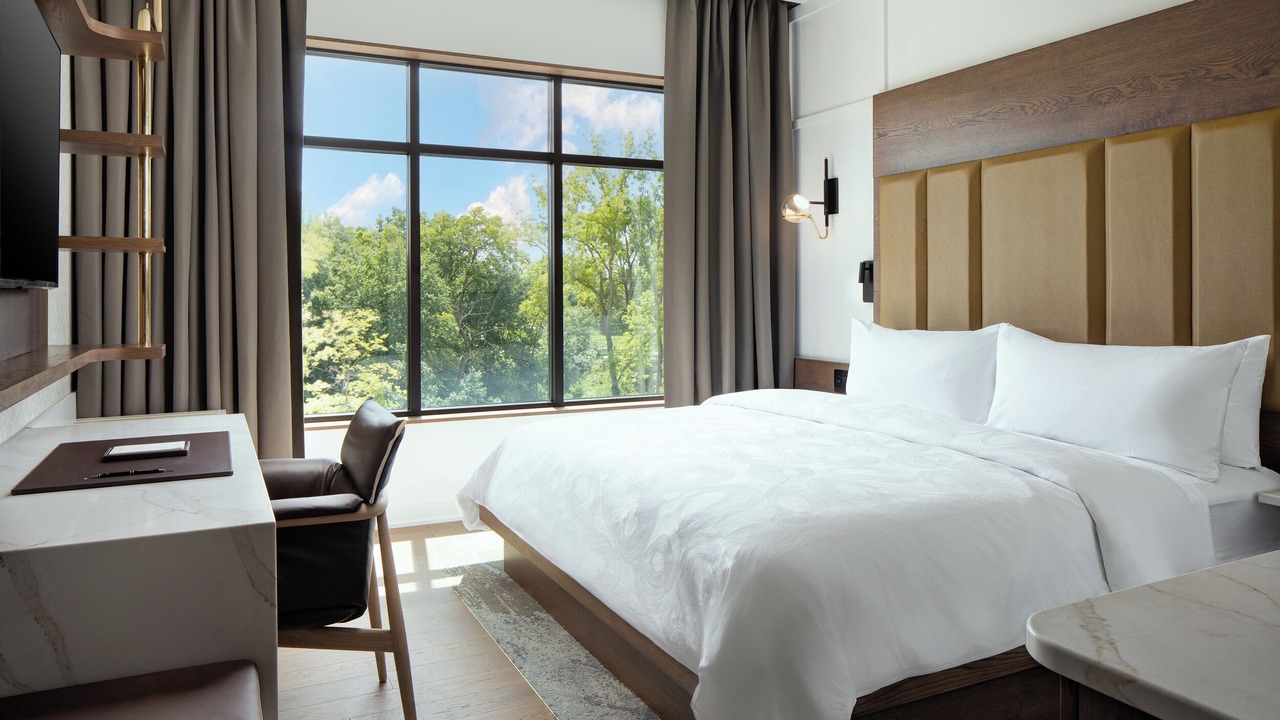 Photo of Bedroom in Forest Hills