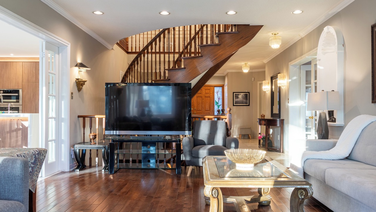 Photo of Livingroom in Richmond Hill