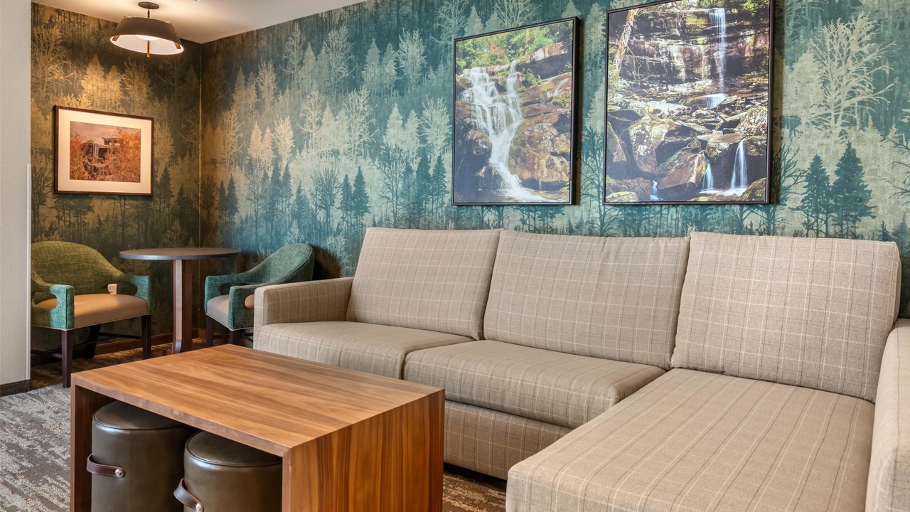 Photo of Others in Pigeon Forge