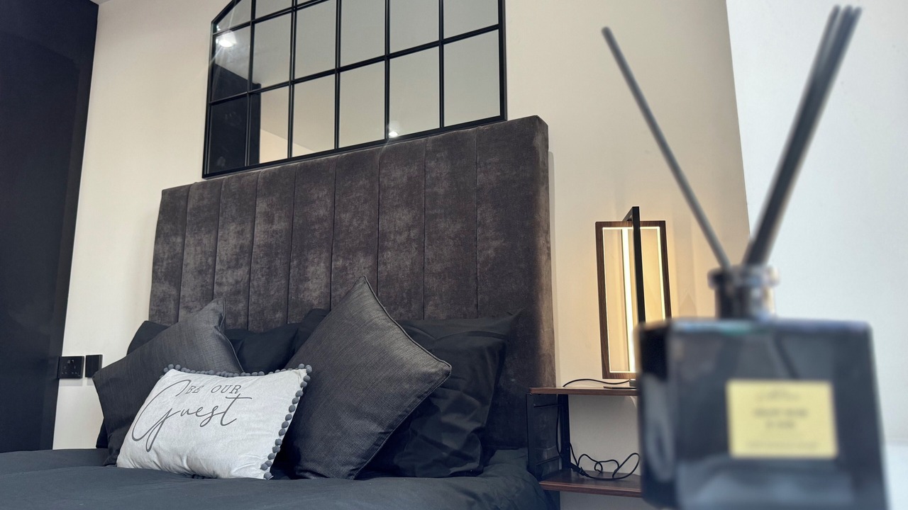 Photo of Others in Uxbridge North