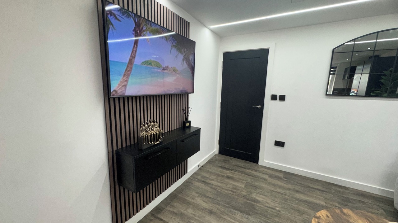 Photo of Others in Uxbridge North