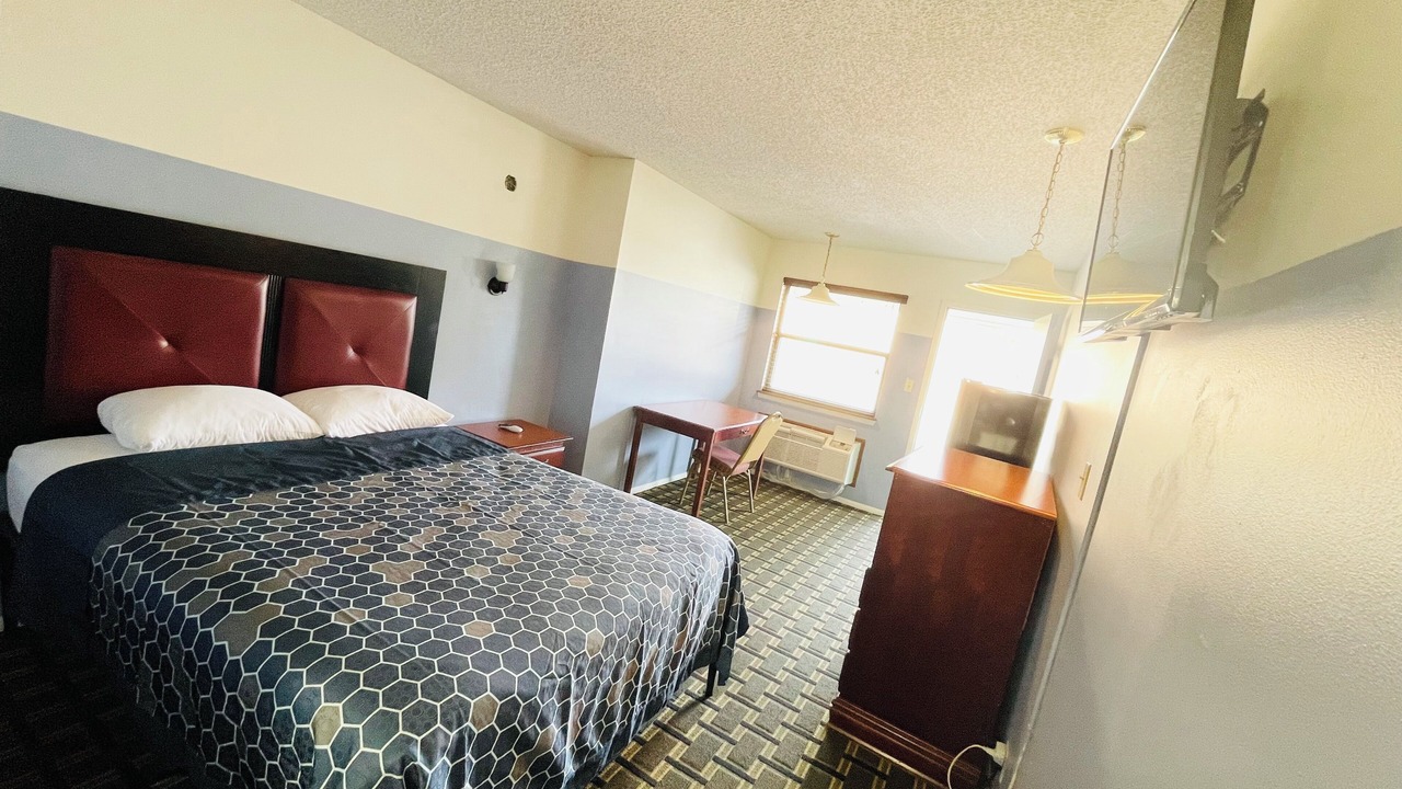 Photo of Bedroom in Jay