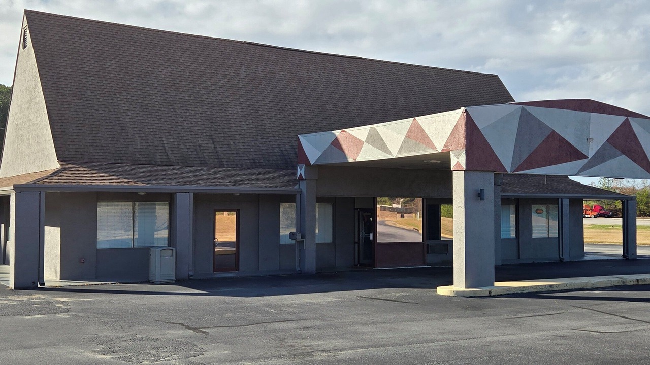 Photo of Outdoor in LaGrange