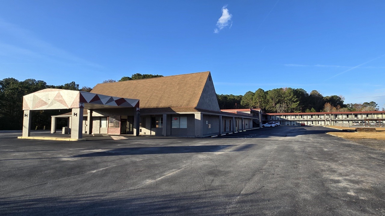 Photo of Outdoor in LaGrange