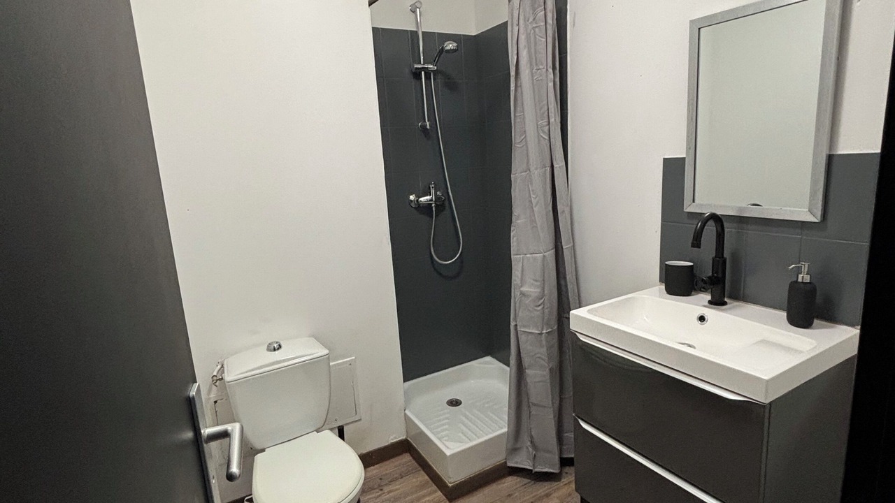 Photo of Others in Blain