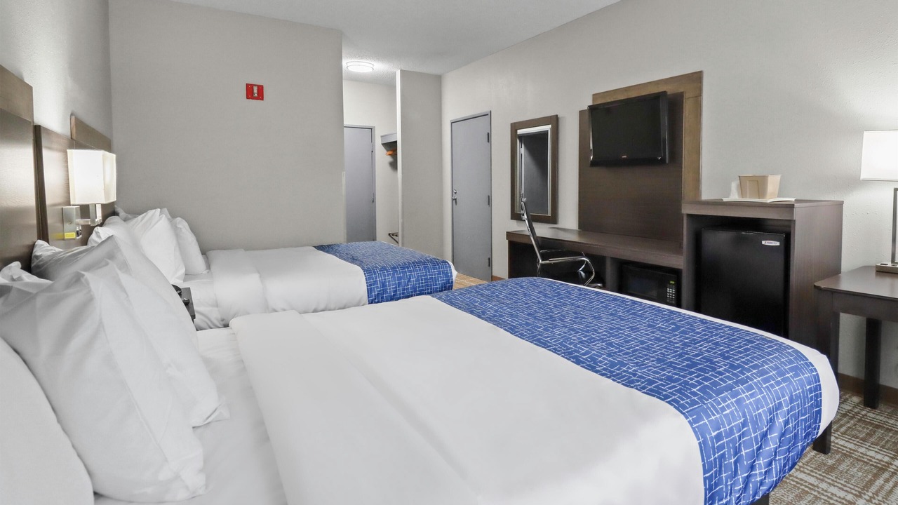 Photo of Bedroom in Minocqua