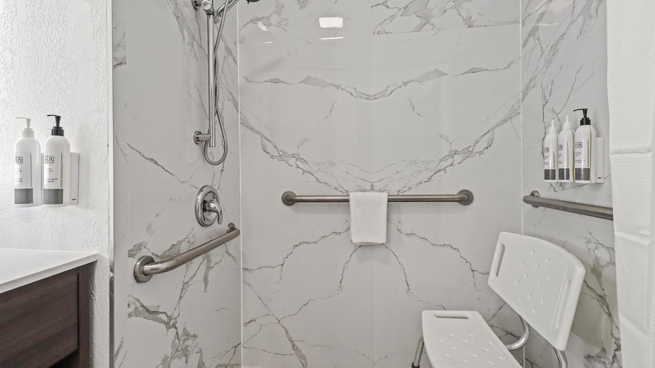 Photo of Bathroom in Minocqua