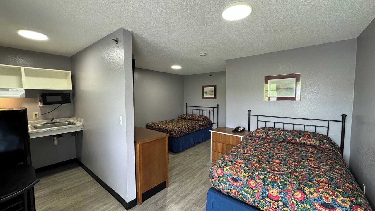 Photo of Bedroom in Lilburn